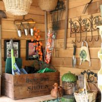 WSHG.NET | The Cutest Potting Shed Ever | Featured, The Garden ...